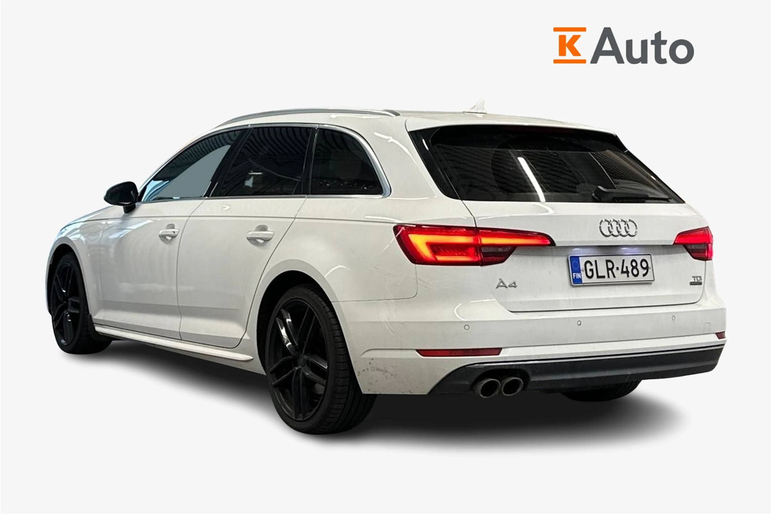 valkoinen Audi A4 2016 kuva 2.