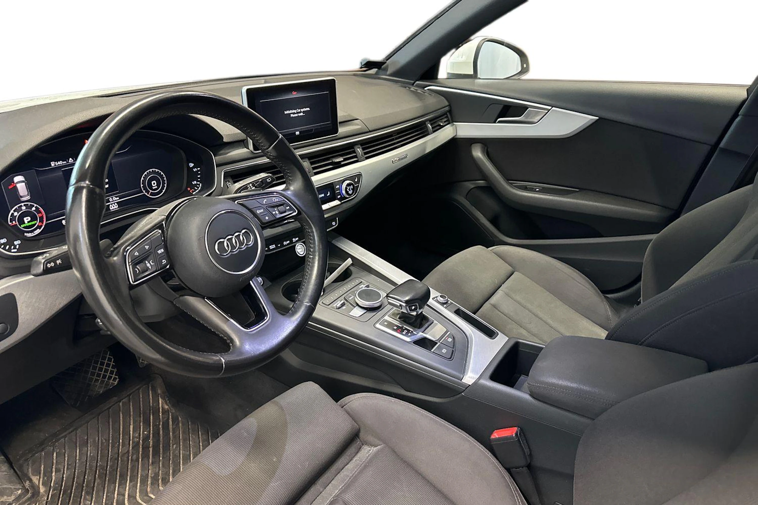 valkoinen Audi A4 2016 kuva 3.
