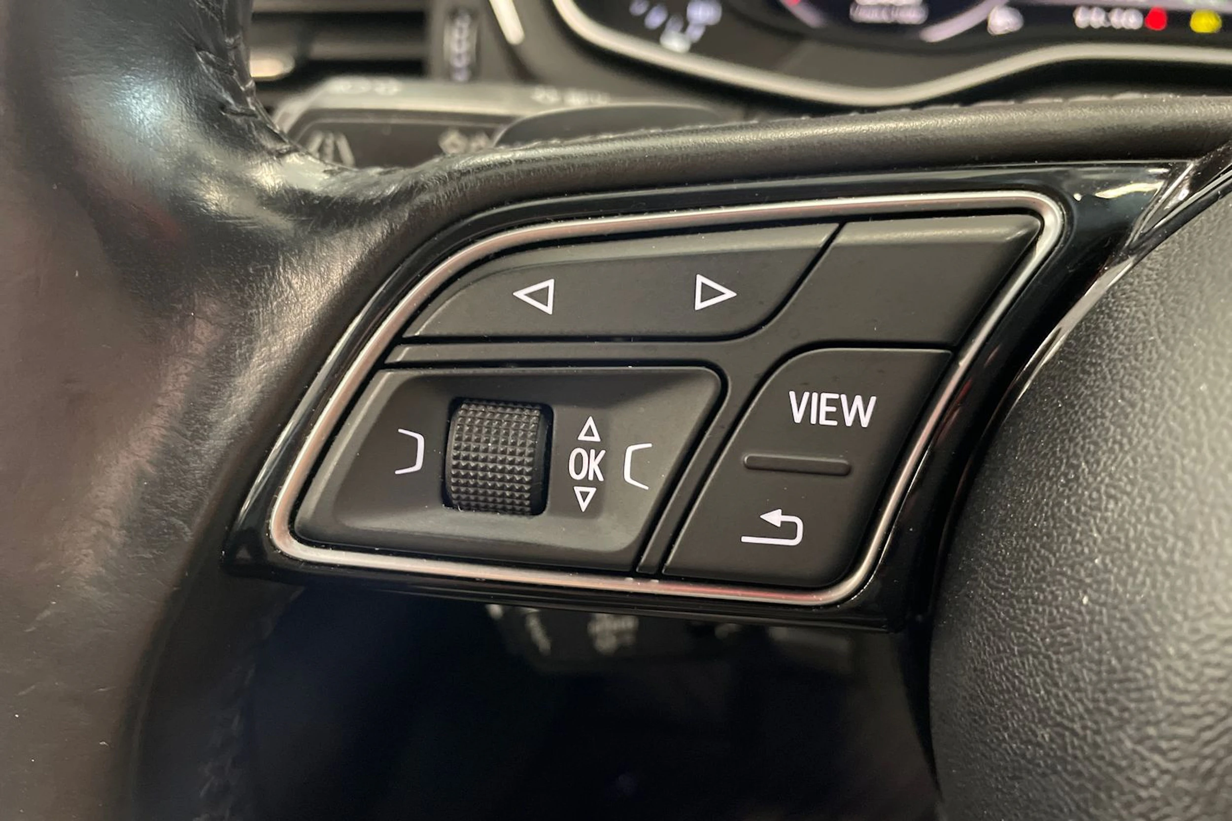hopea Audi A4 2016 kuva 19.