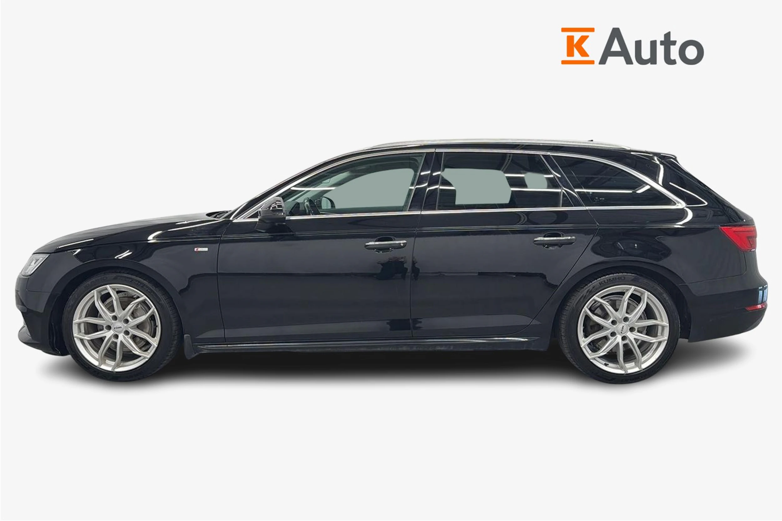 musta Audi A4 2016 kuva 5.