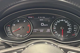 musta Audi A4 2016 kuva 15.