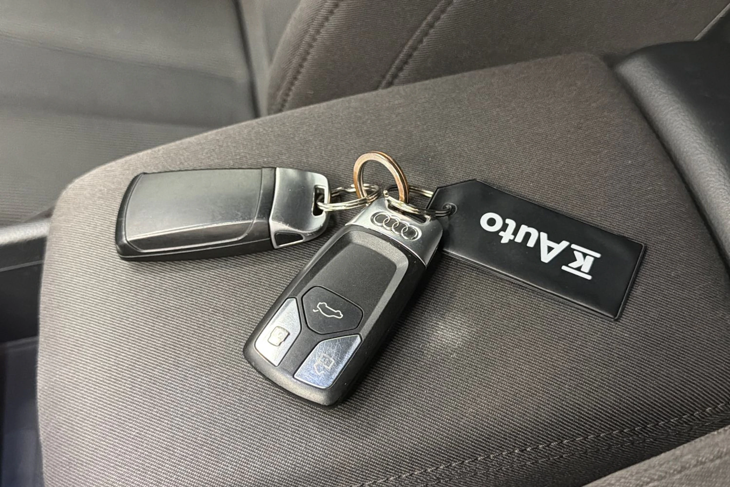 musta Audi A4 2016 kuva 22.