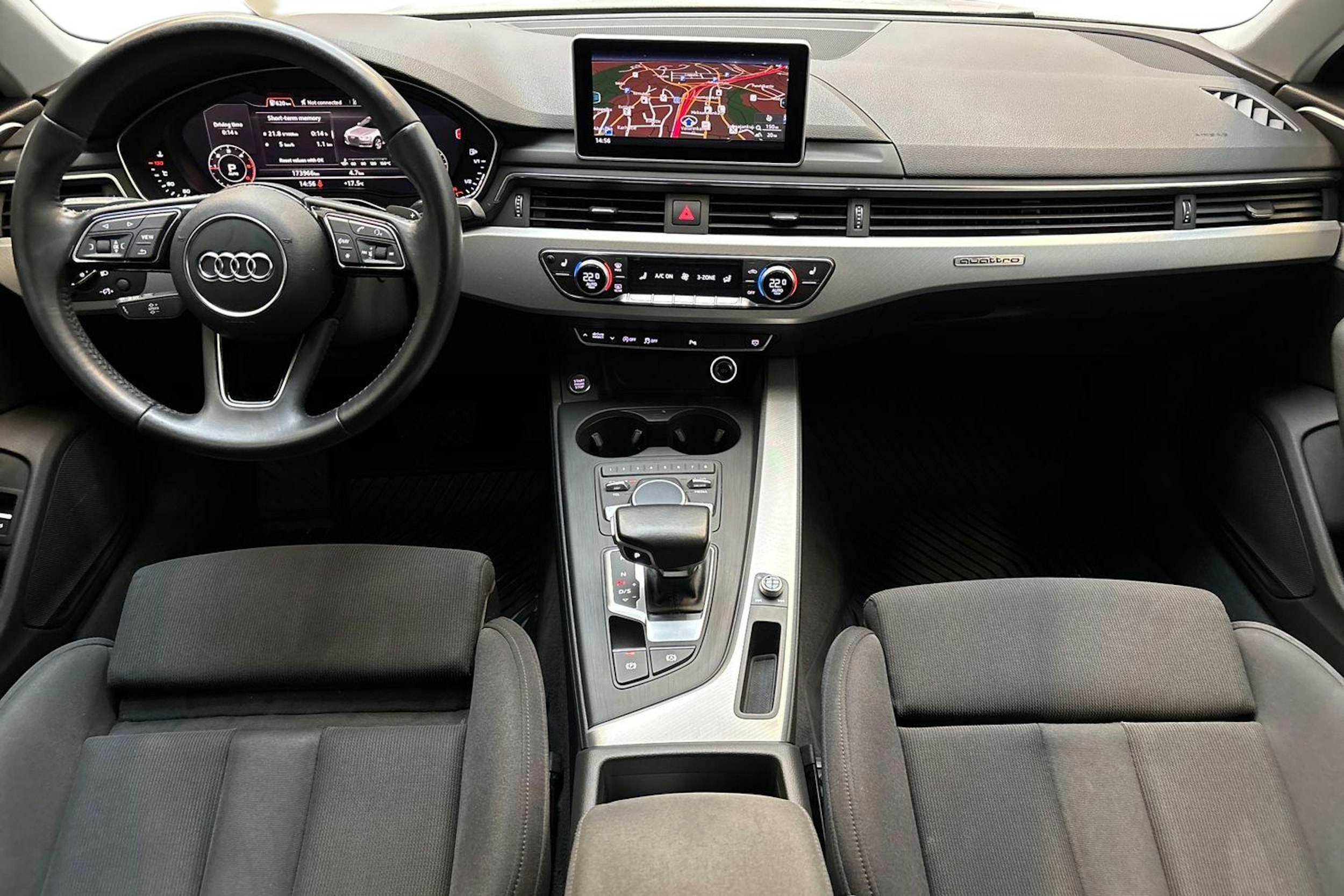 valkoinen Audi A4 2016 kuva 9.