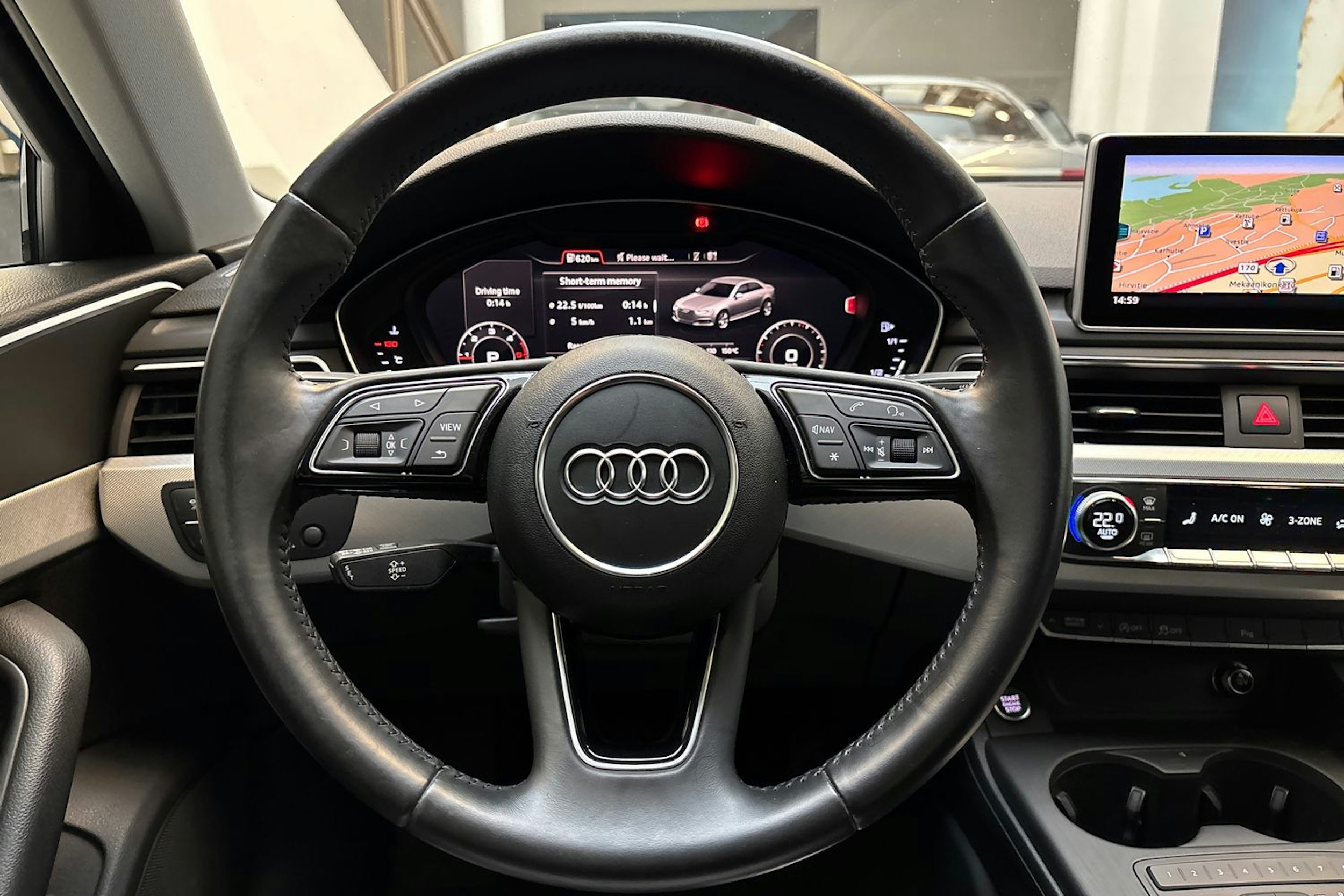valkoinen Audi A4 2016 kuva 16.