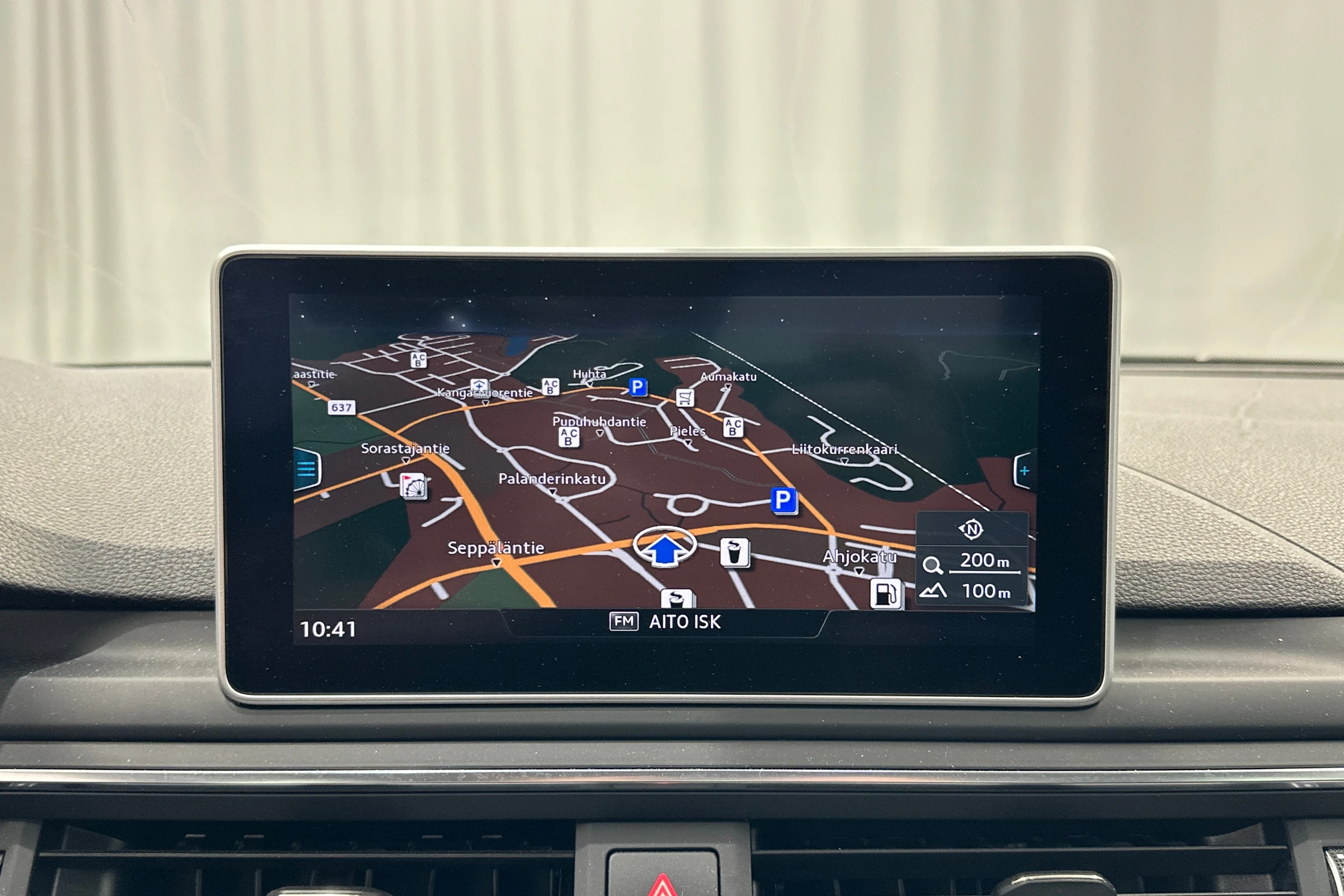 musta Audi A4 2016 kuva 4.