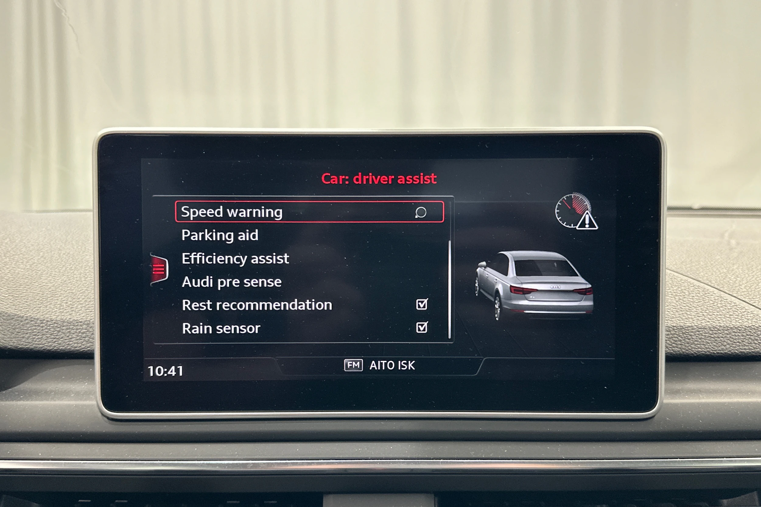 musta Audi A4 2016 kuva 6.