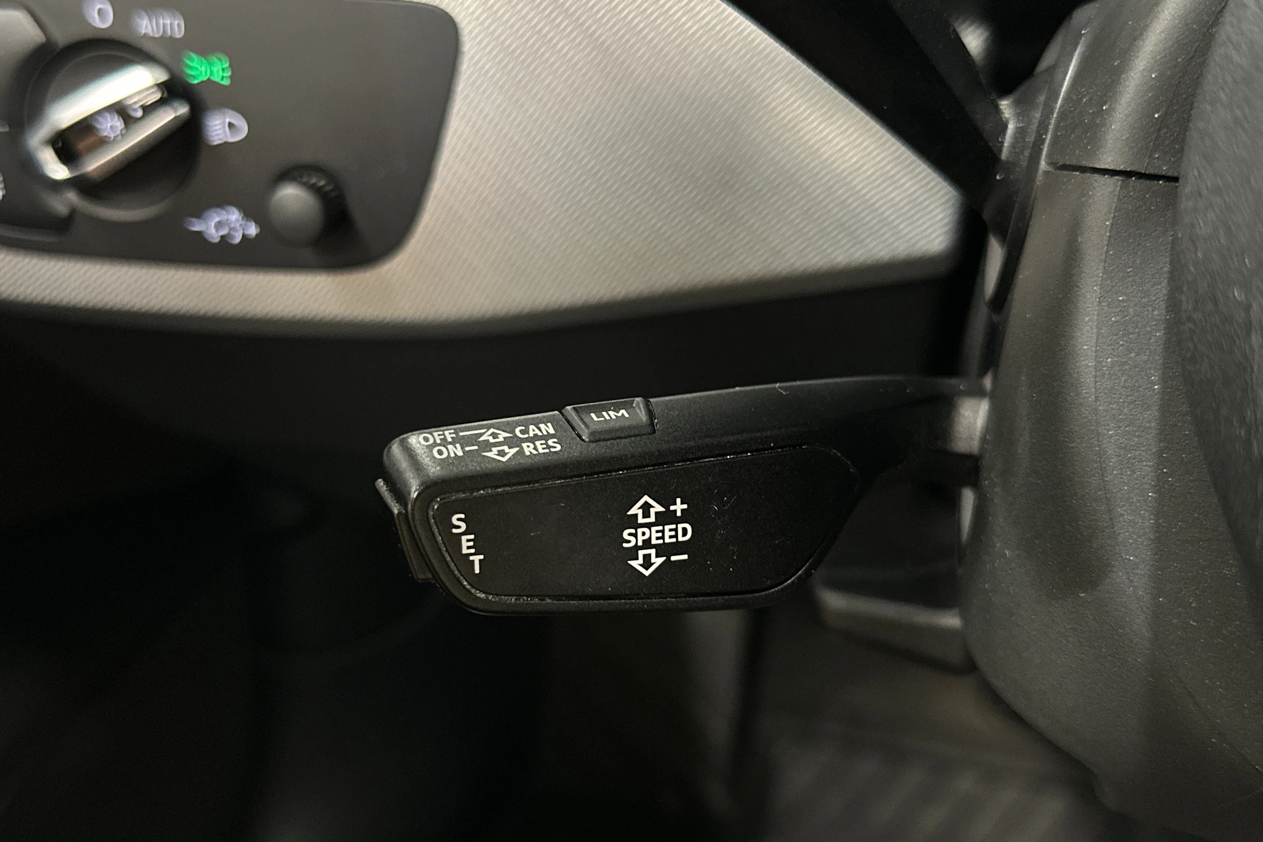 musta Audi A4 2016 kuva 22.