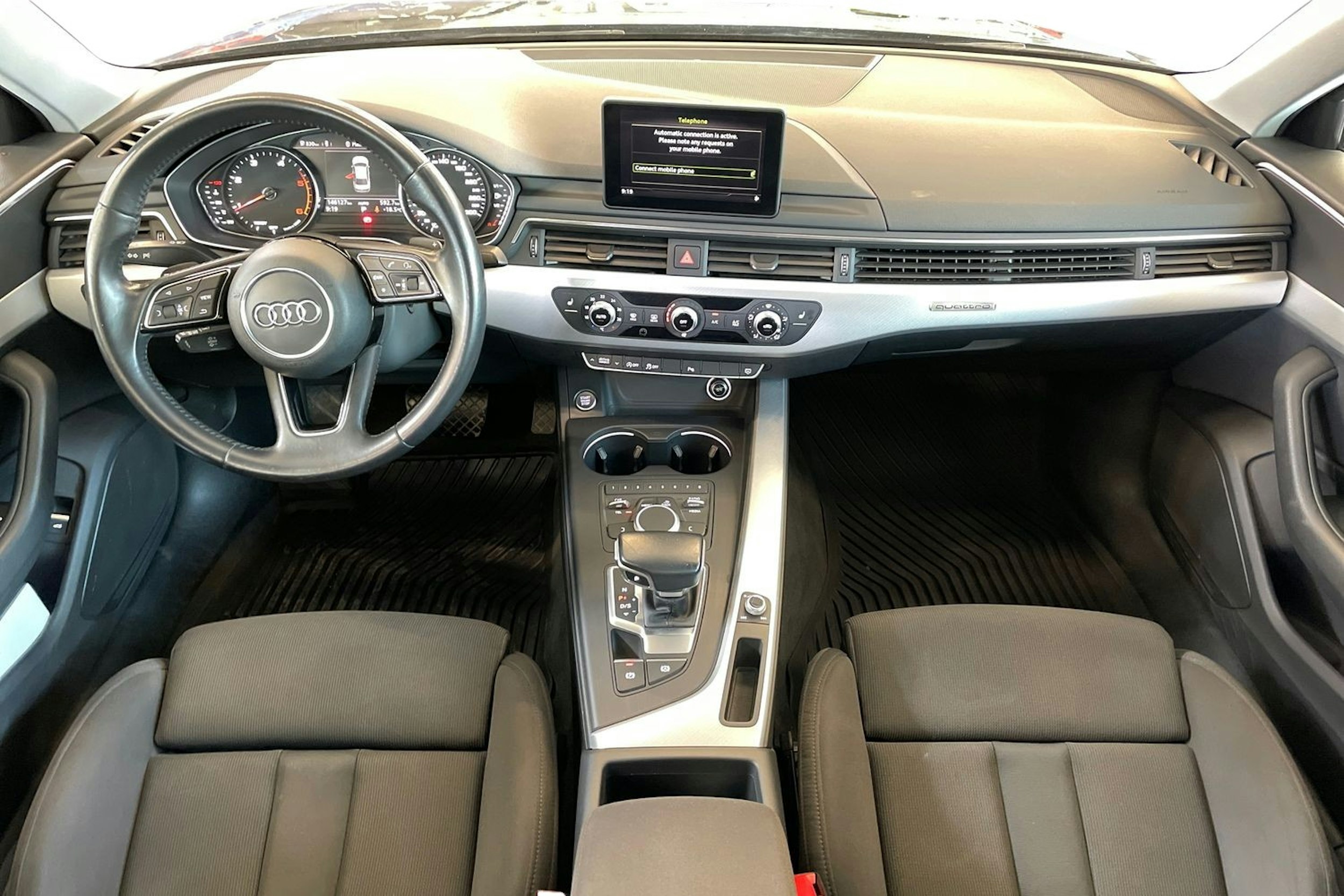 musta Audi A4 2016 kuva 9.