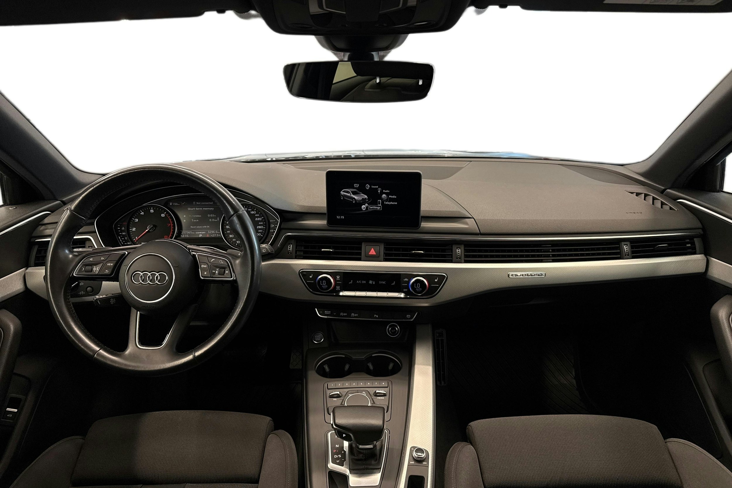 Musta Audi A4 2016 kuva 9.