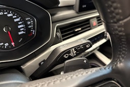 Musta Audi A4 2016 kuva 21.