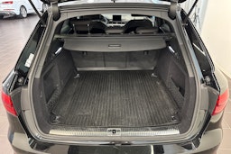 Musta Audi A4 2016 kuva 38.