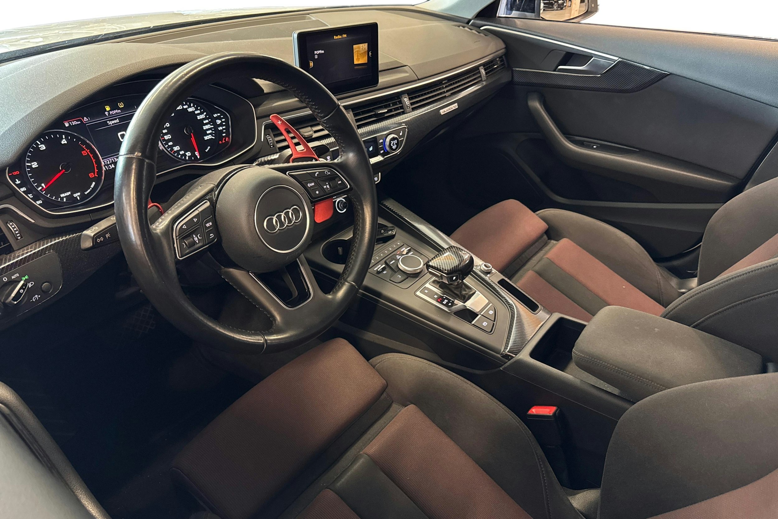 valkoinen Audi A4 2016 kuva 3.