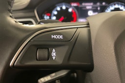 musta Audi A4 2016 kuva 19.