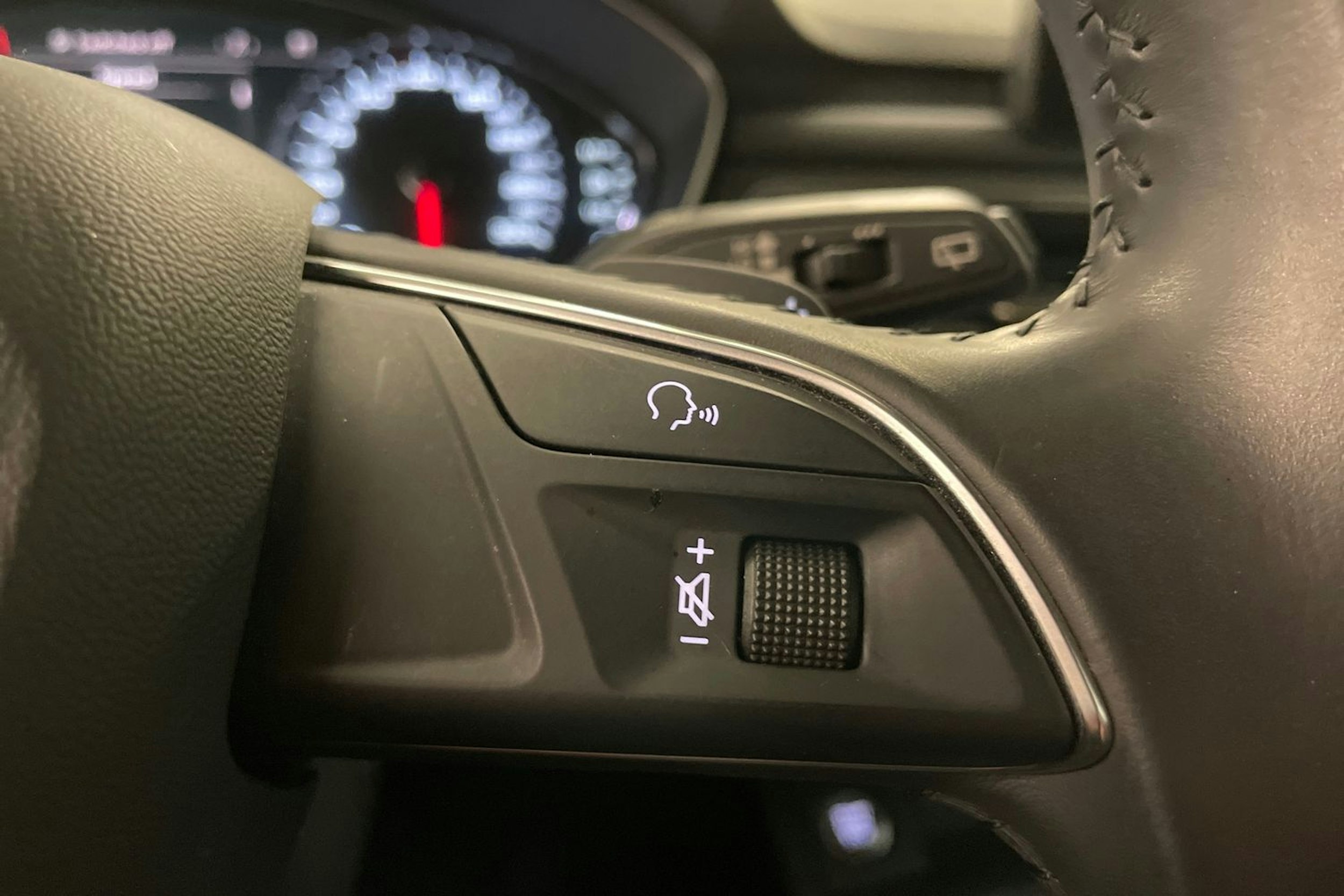 musta Audi A4 2016 kuva 20.