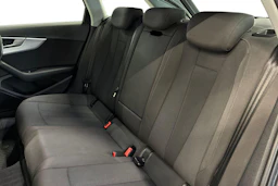 musta Audi A4 2016 kuva 8.