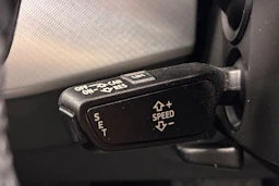 musta Audi A4 2016 kuva 15.