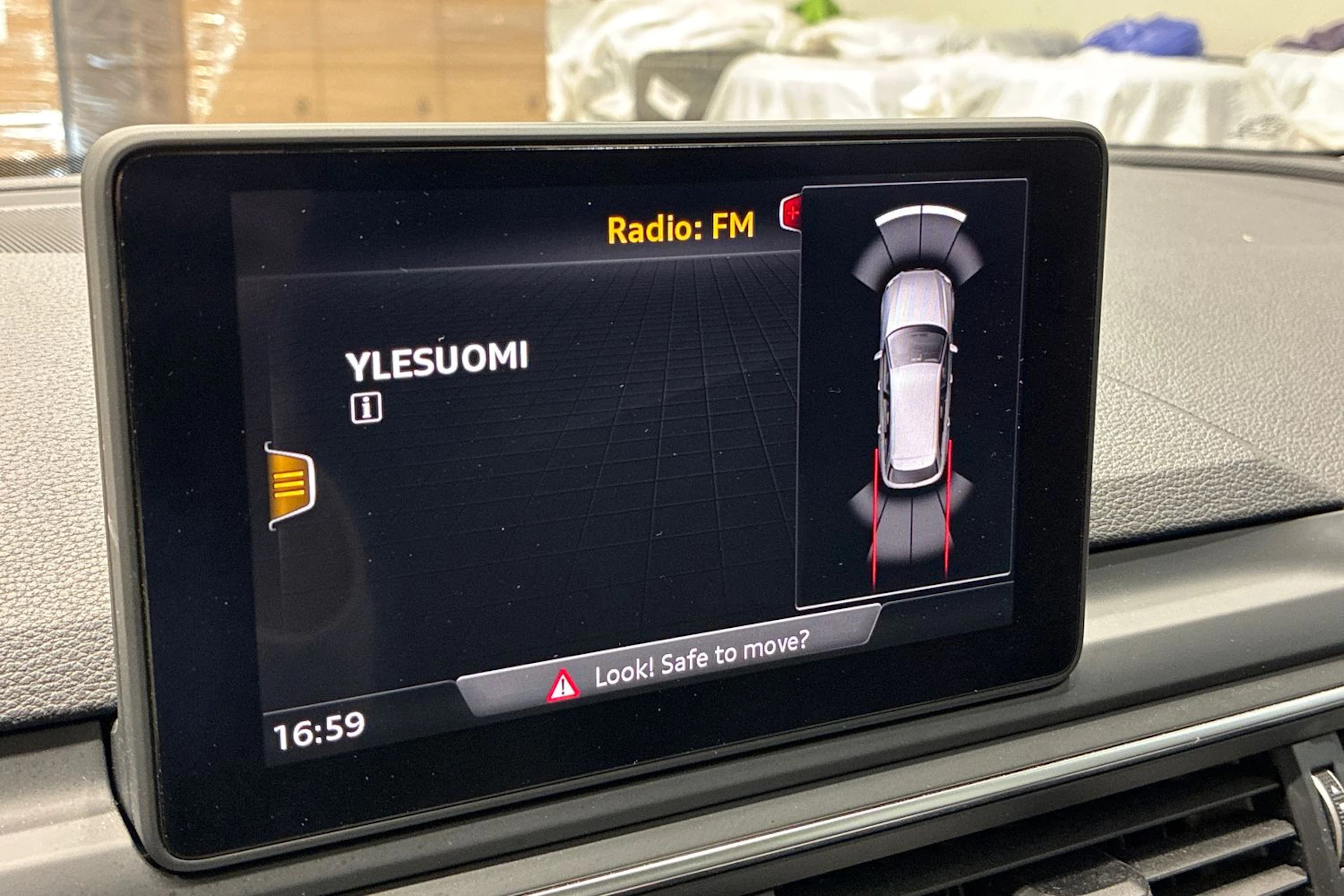 musta Audi A4 2016 kuva 18.