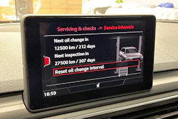 musta Audi A4 2016 kuva 19.