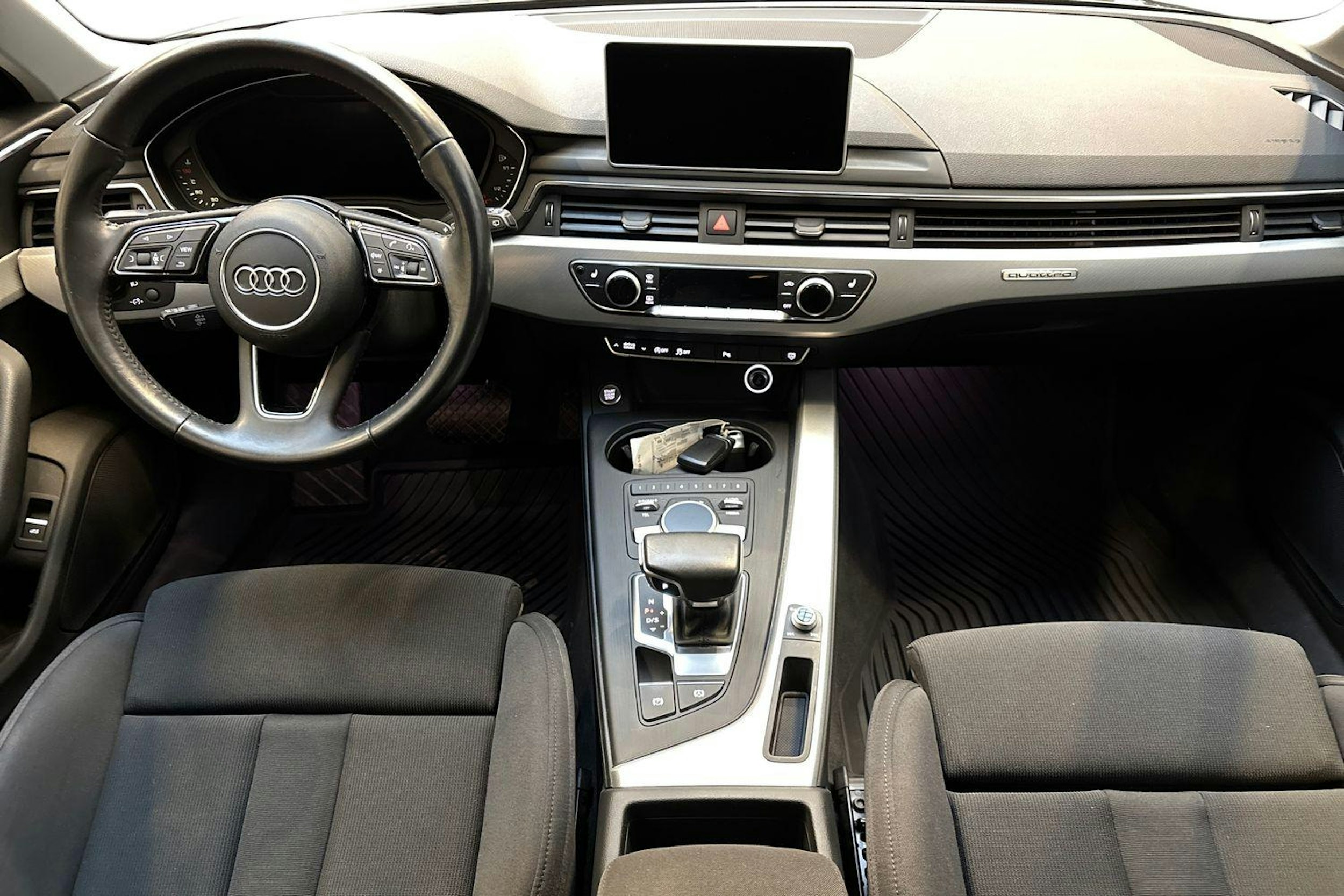 harmaa Audi A4 2016 kuva 9.