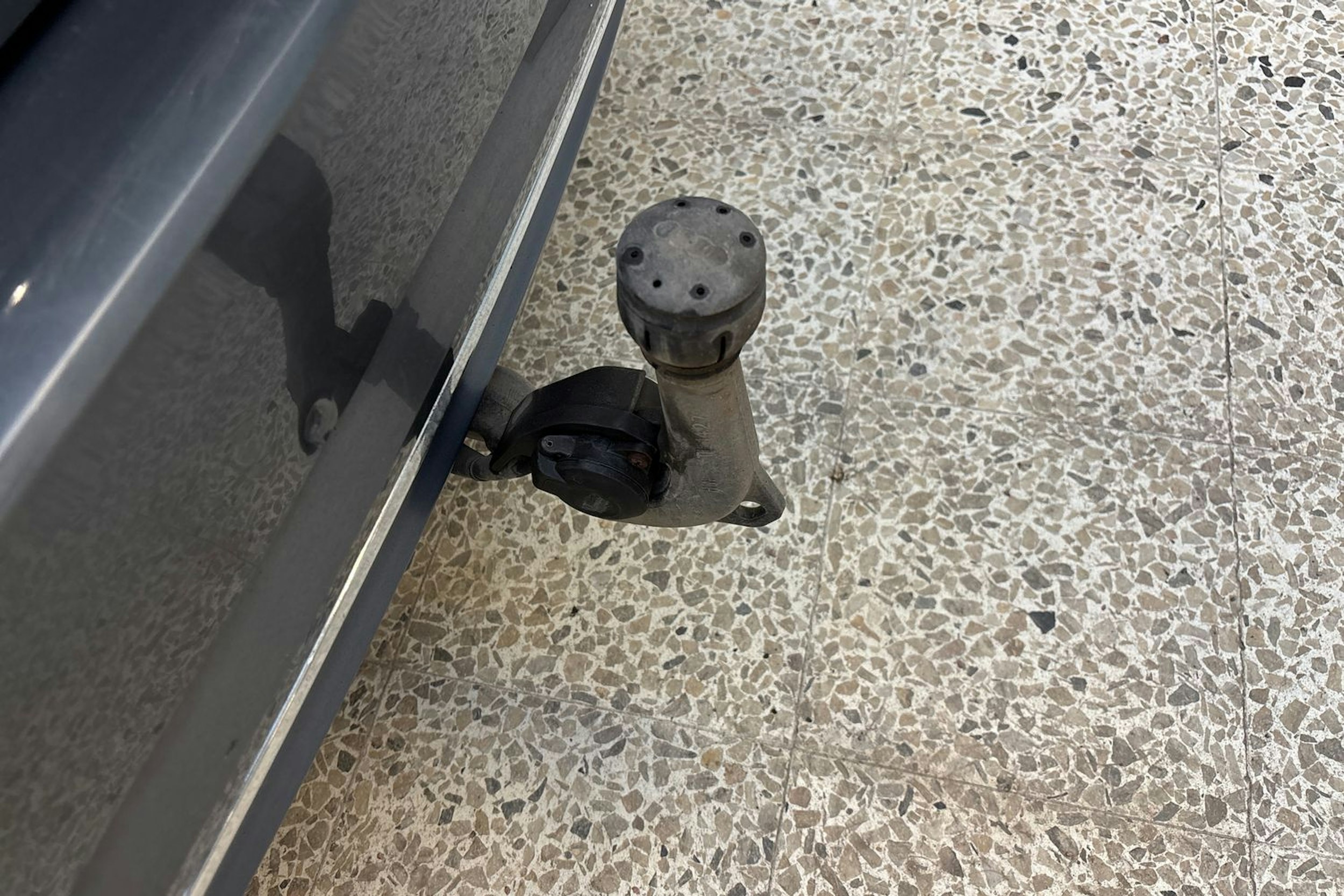 harmaa Audi A4 2016 kuva 14.