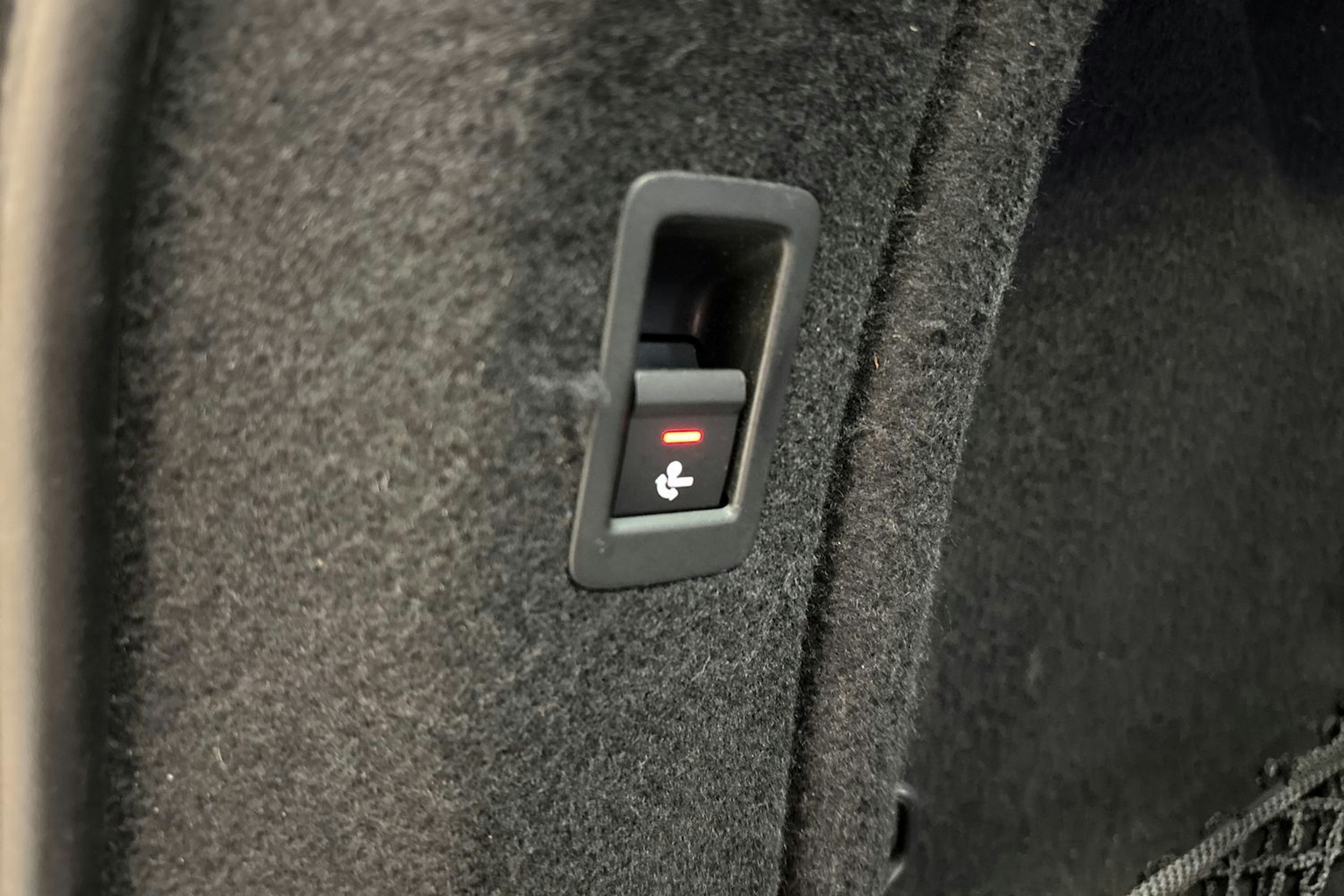 harmaa Audi A4 2016 kuva 15.