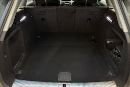 harmaa Audi A4 2016 kuva 17.