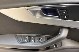 harmaa Audi A4 2016 kuva 19.