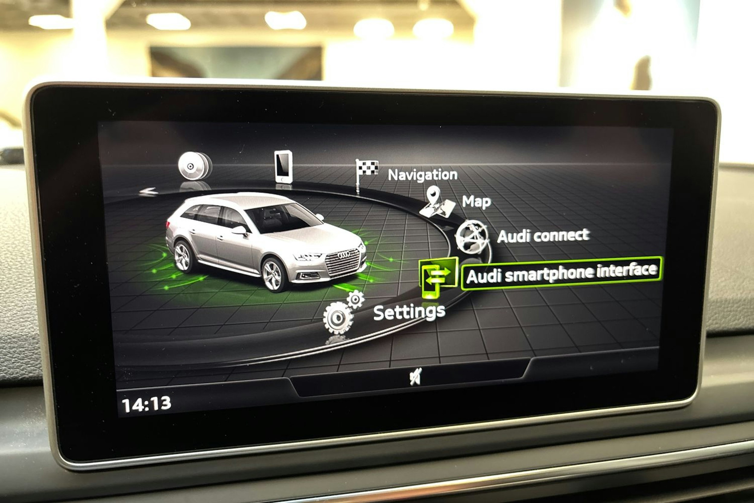 harmaa Audi A4 2016 kuva 26.