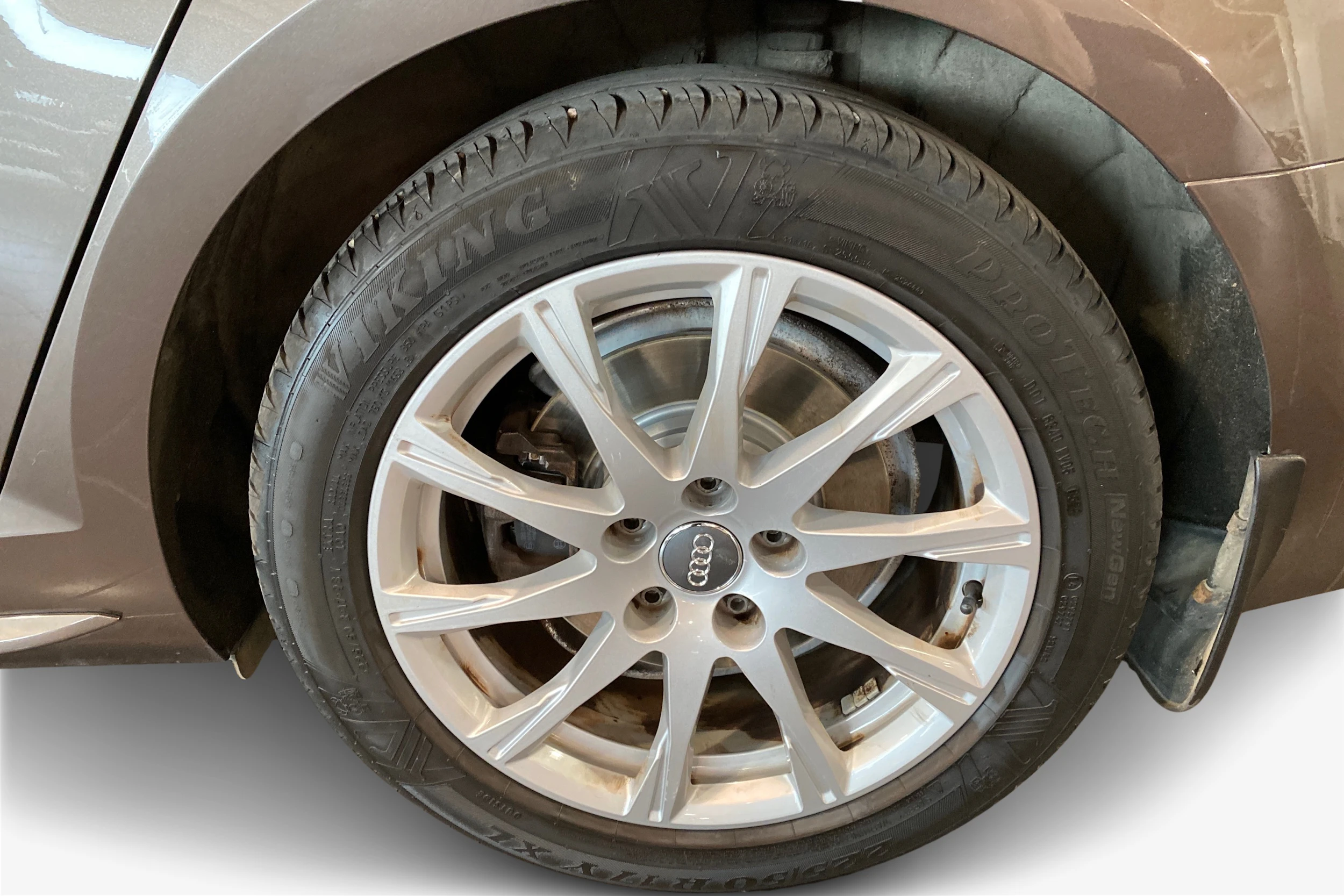 Ruskea (beige) Audi A4 2016 kuva 12.
