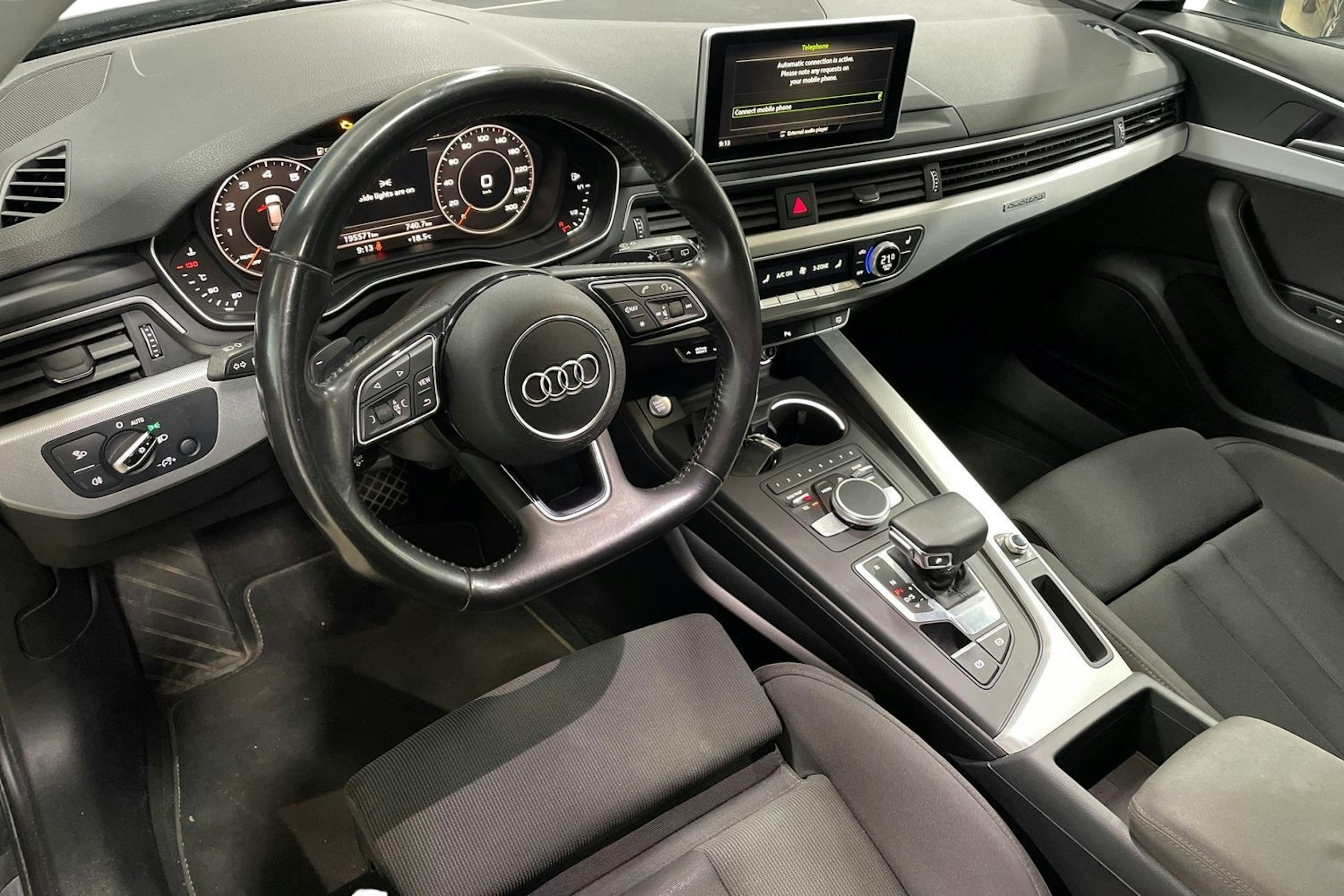 vihreä Audi A4 2016 kuva 7.