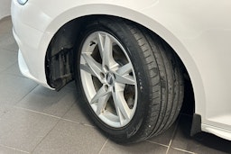 valkoinen Audi A4 2016 kuva 13.