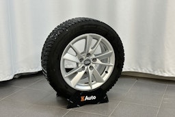 valkoinen Audi A4 2016 kuva 14.