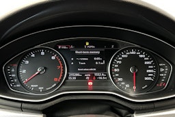 valkoinen Audi A4 2016 kuva 23.