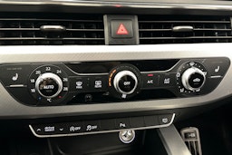 valkoinen Audi A4 2016 kuva 25.