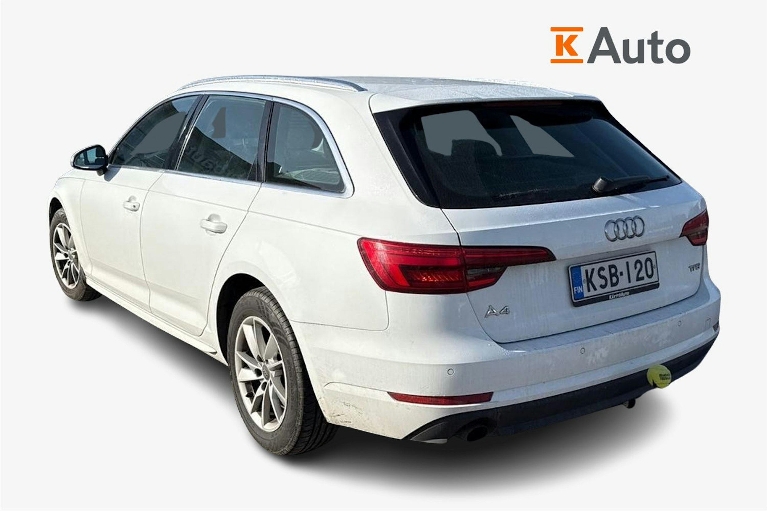 valkoinen Audi A4 2016 kuva 2.