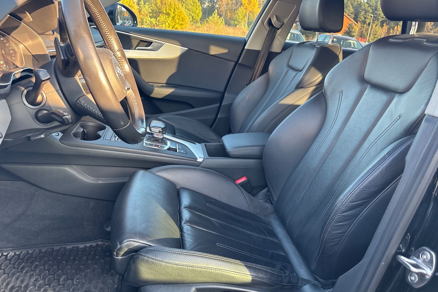 Audi A4 2016, bild 4/4