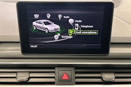 musta Audi A4 2016 kuva 21.