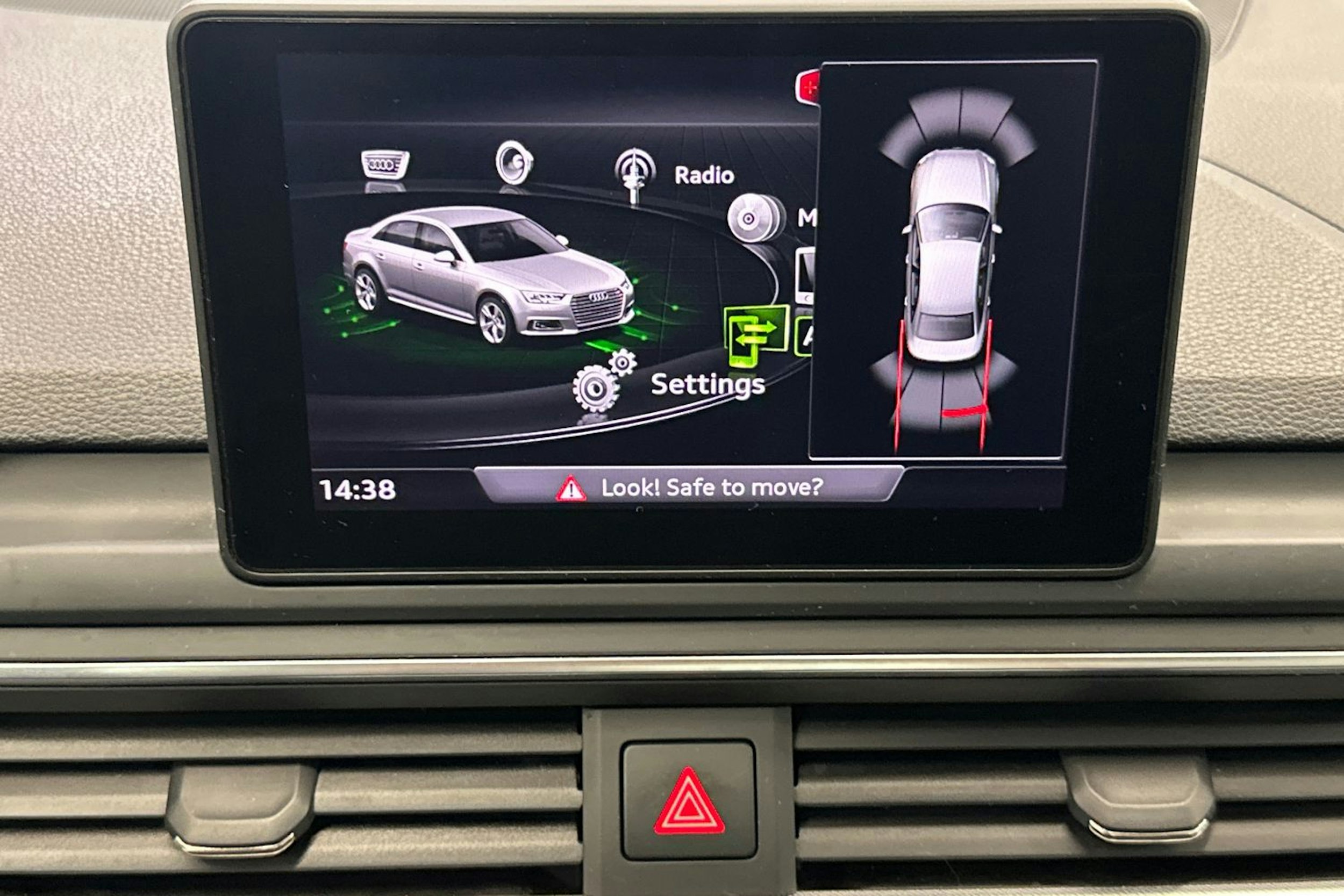 musta Audi A4 2016 kuva 22.
