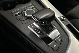 musta Audi A4 2016 kuva 26.