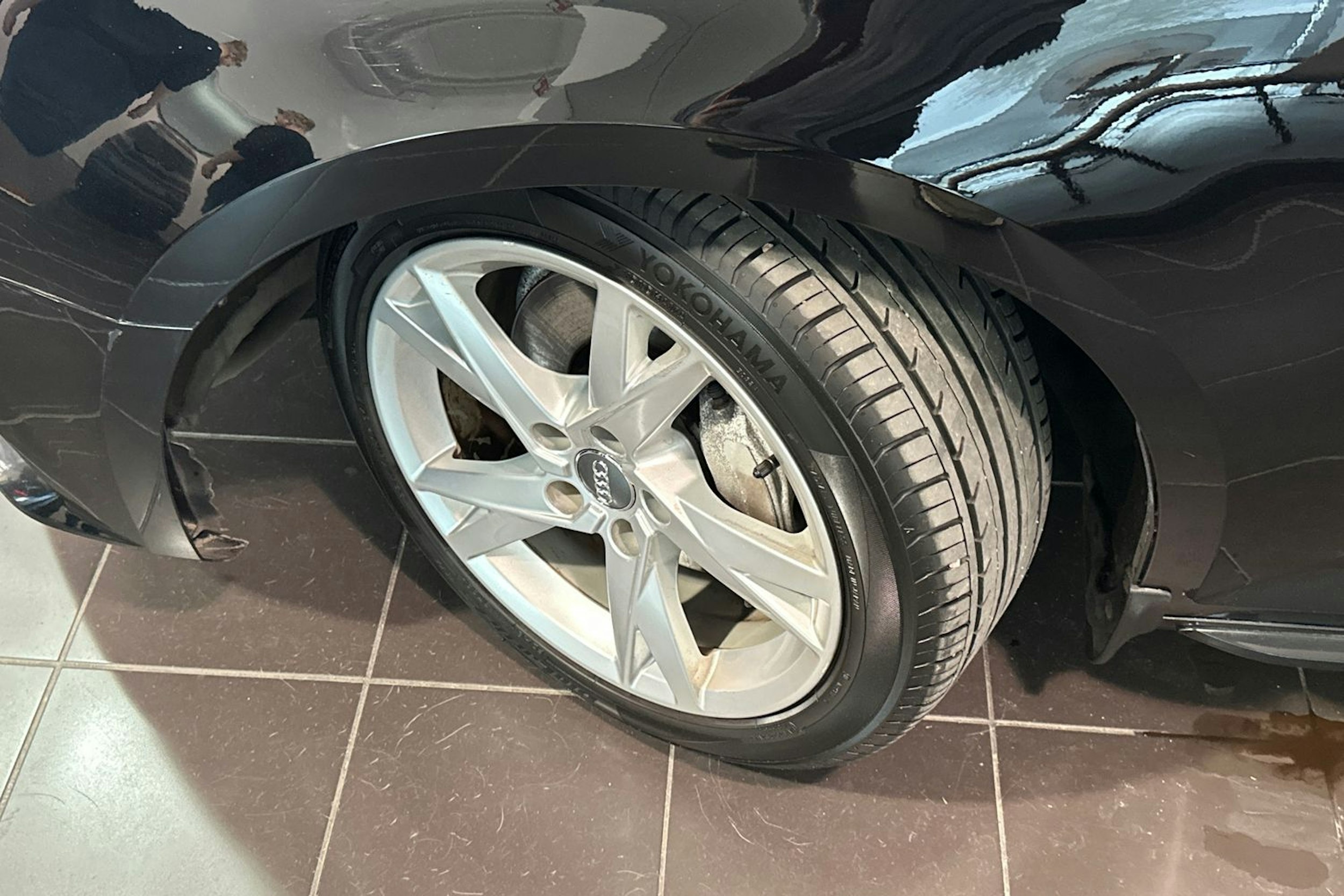 musta Audi A4 2016 kuva 30.