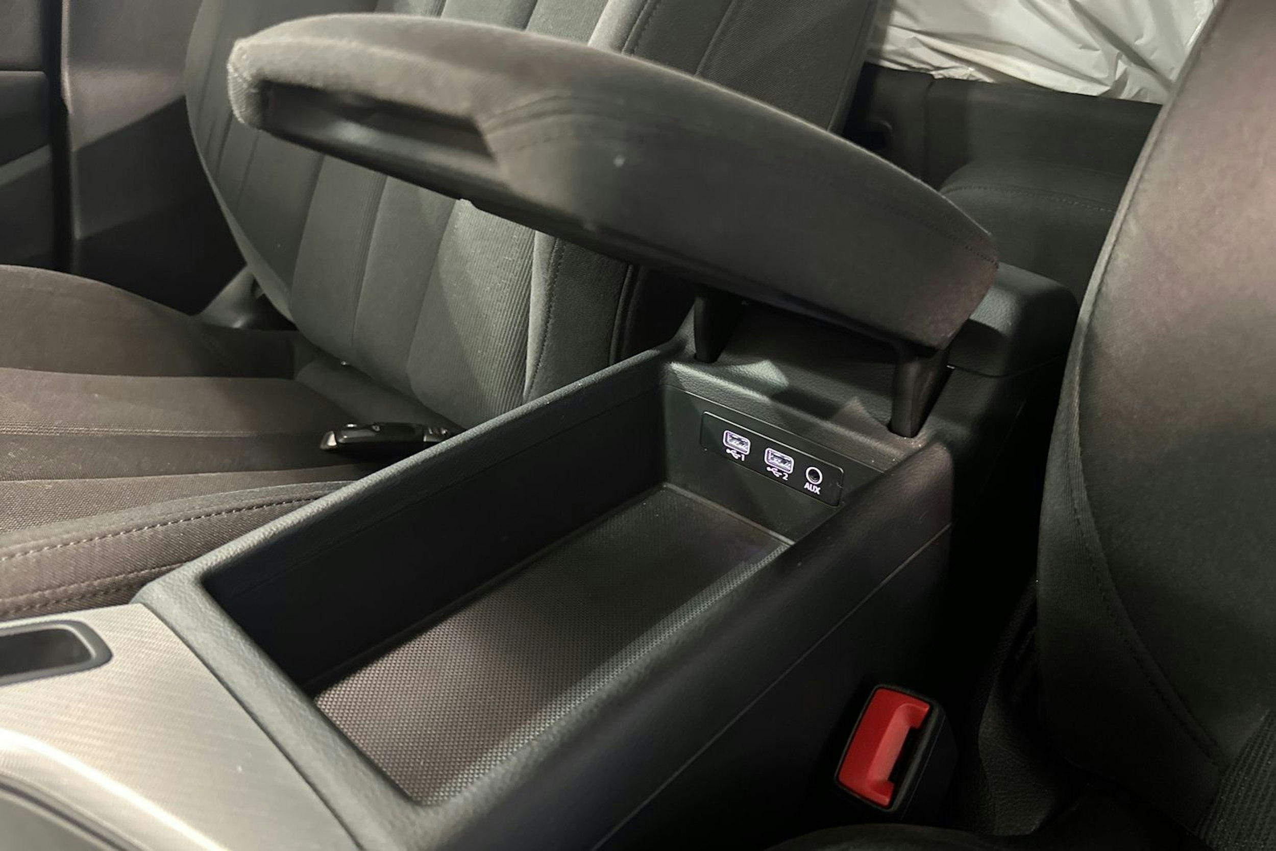 musta Audi A4 2016 kuva 31.