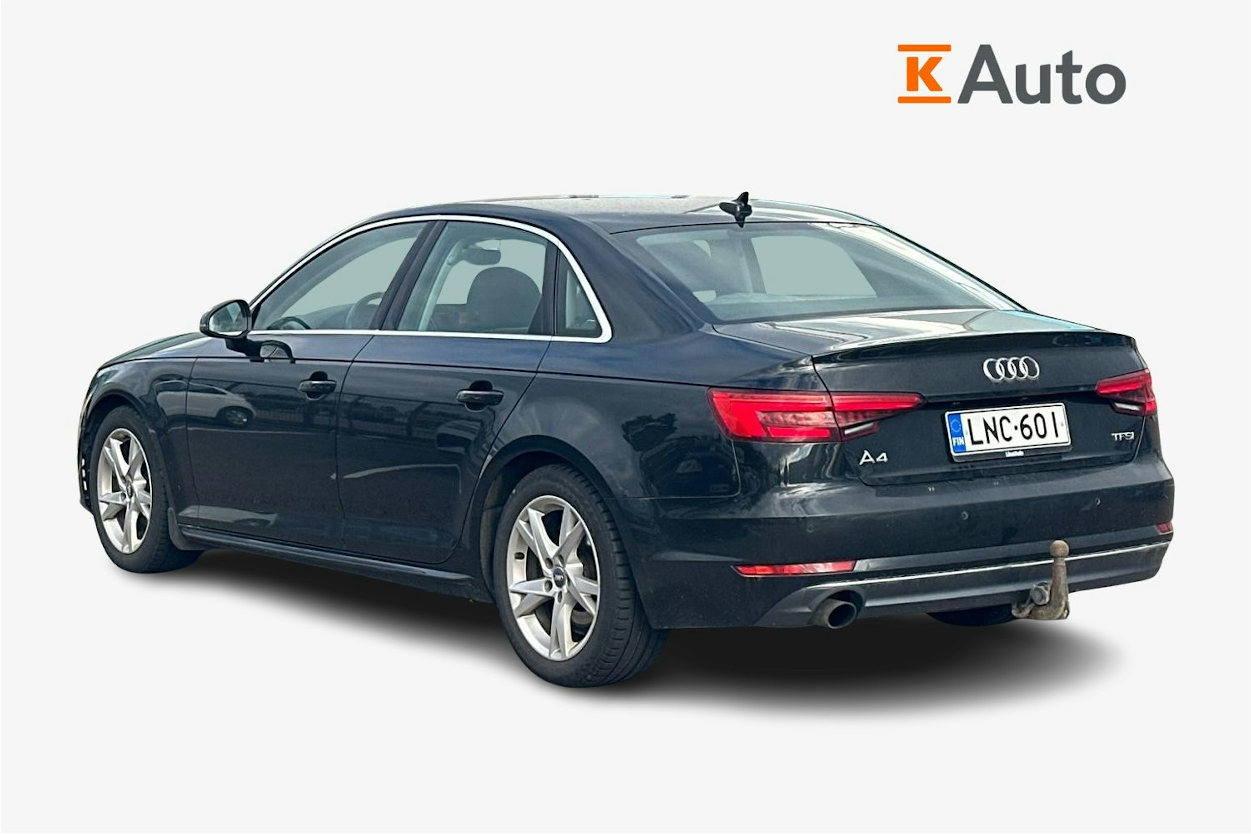 musta Audi A4 2016 kuva 2.