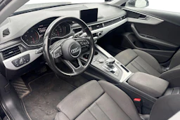 musta Audi A4 2016 kuva 3.