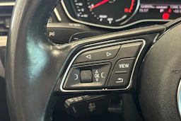 musta Audi A4 2016 kuva 15.