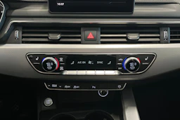 musta Audi A4 2016 kuva 23.