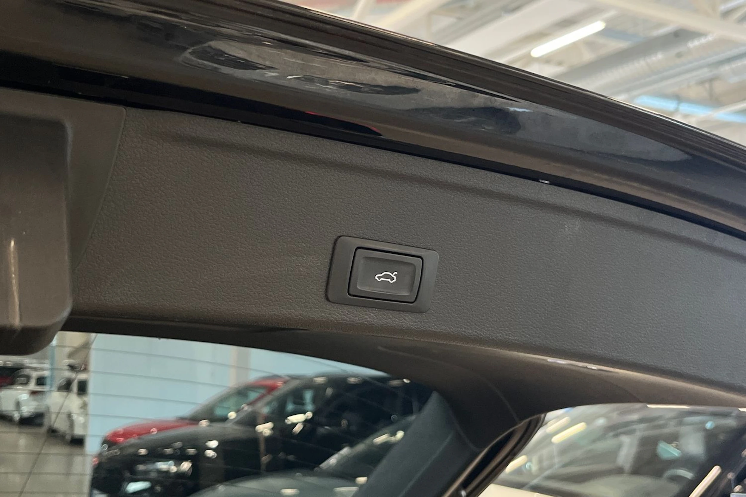 musta Audi A4 2016 kuva 28.
