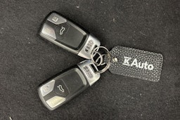 valkoinen Audi A4 2016 kuva 21.