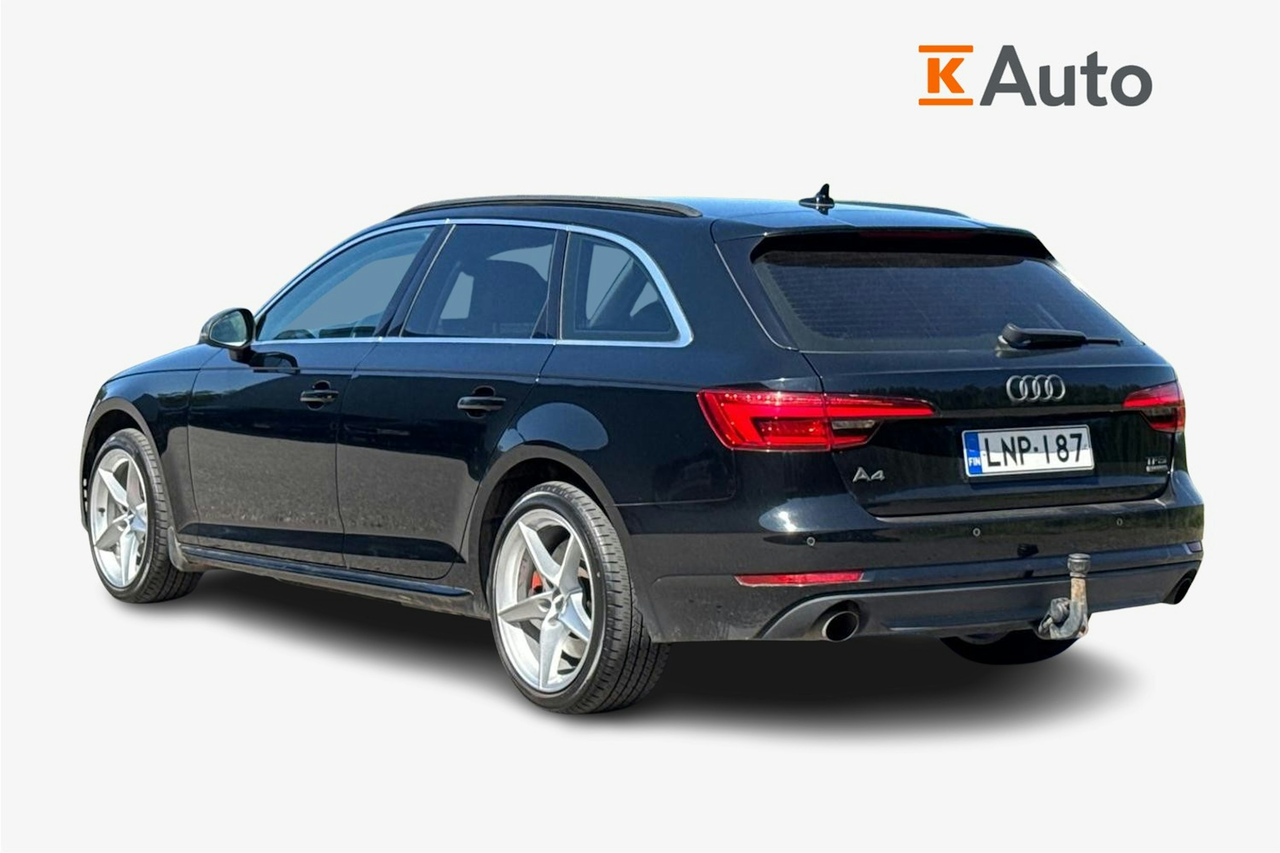 musta Audi A4 2016 kuva 2.