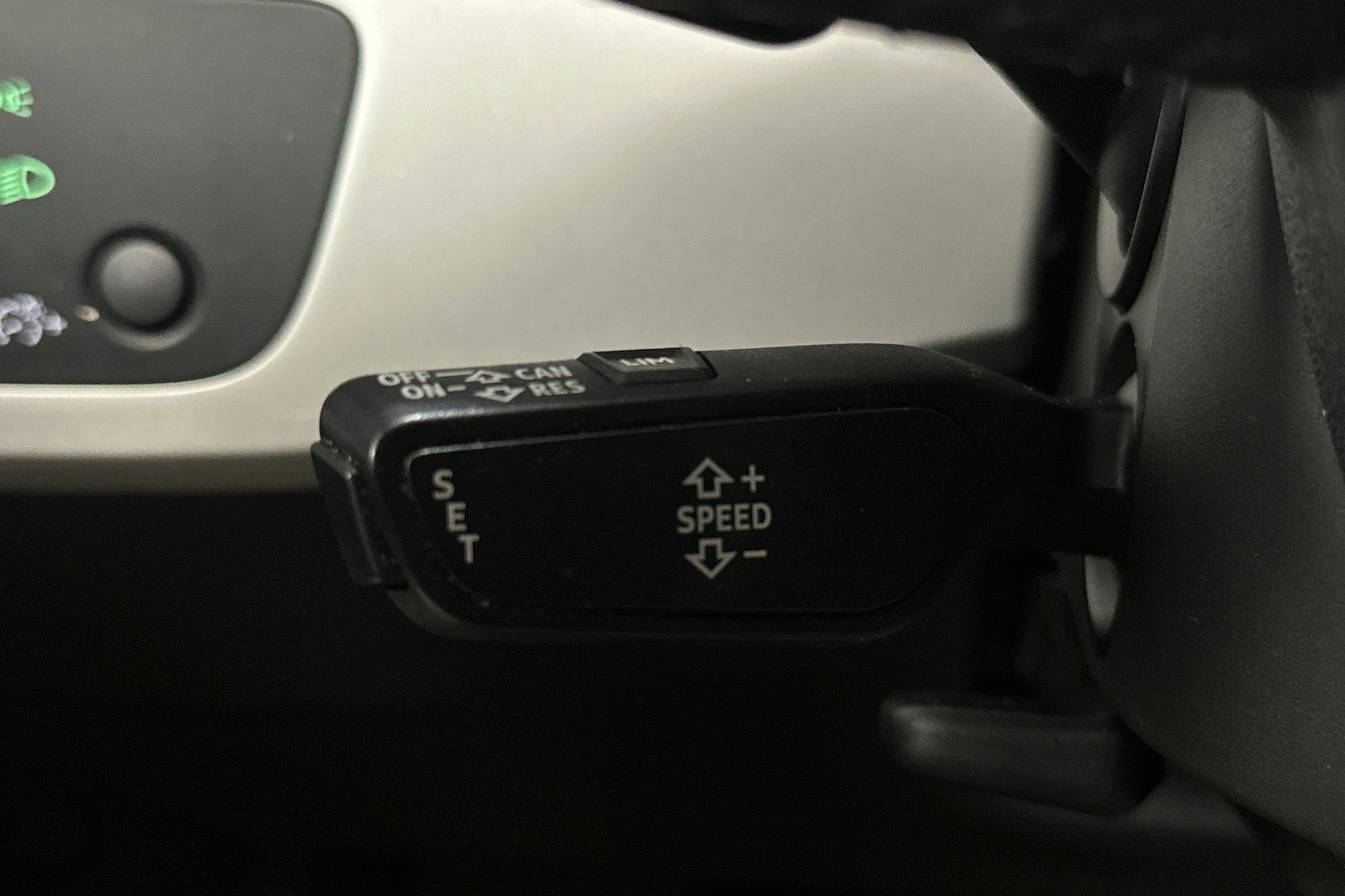 musta Audi A4 2016 kuva 20.