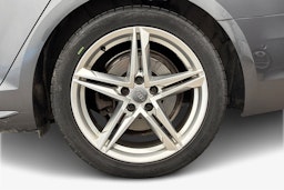 harmaa Audi A4 2016 kuva 11.